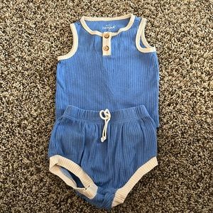 Baby girls cat and Jack outfit blue 6-9 months